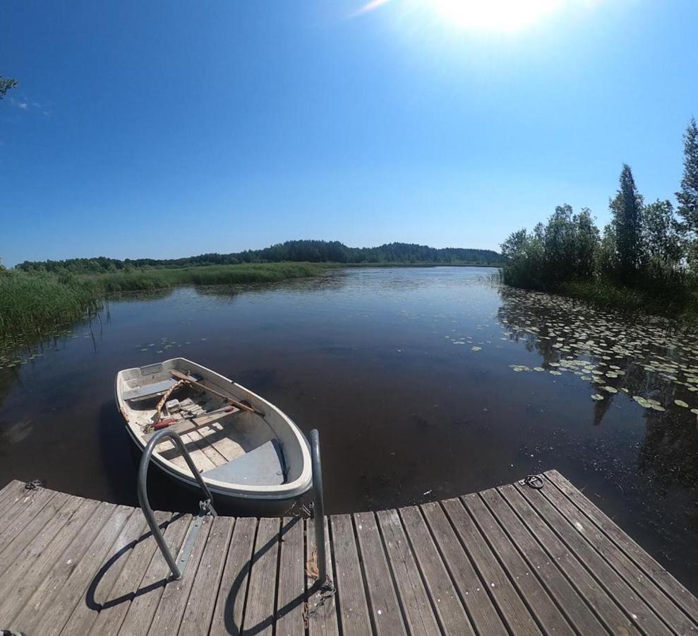 Hotel & Hostel Silmu Evitskog Екстер'єр фото